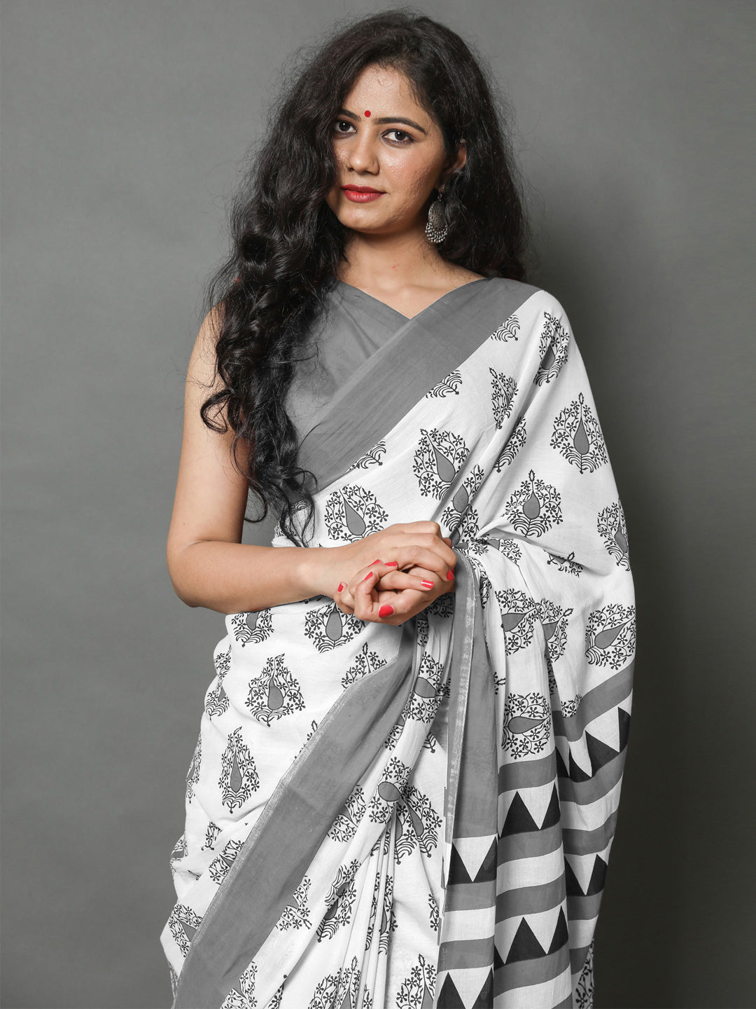 Buta Buti Grey Color Printed Pure Cotton Saree