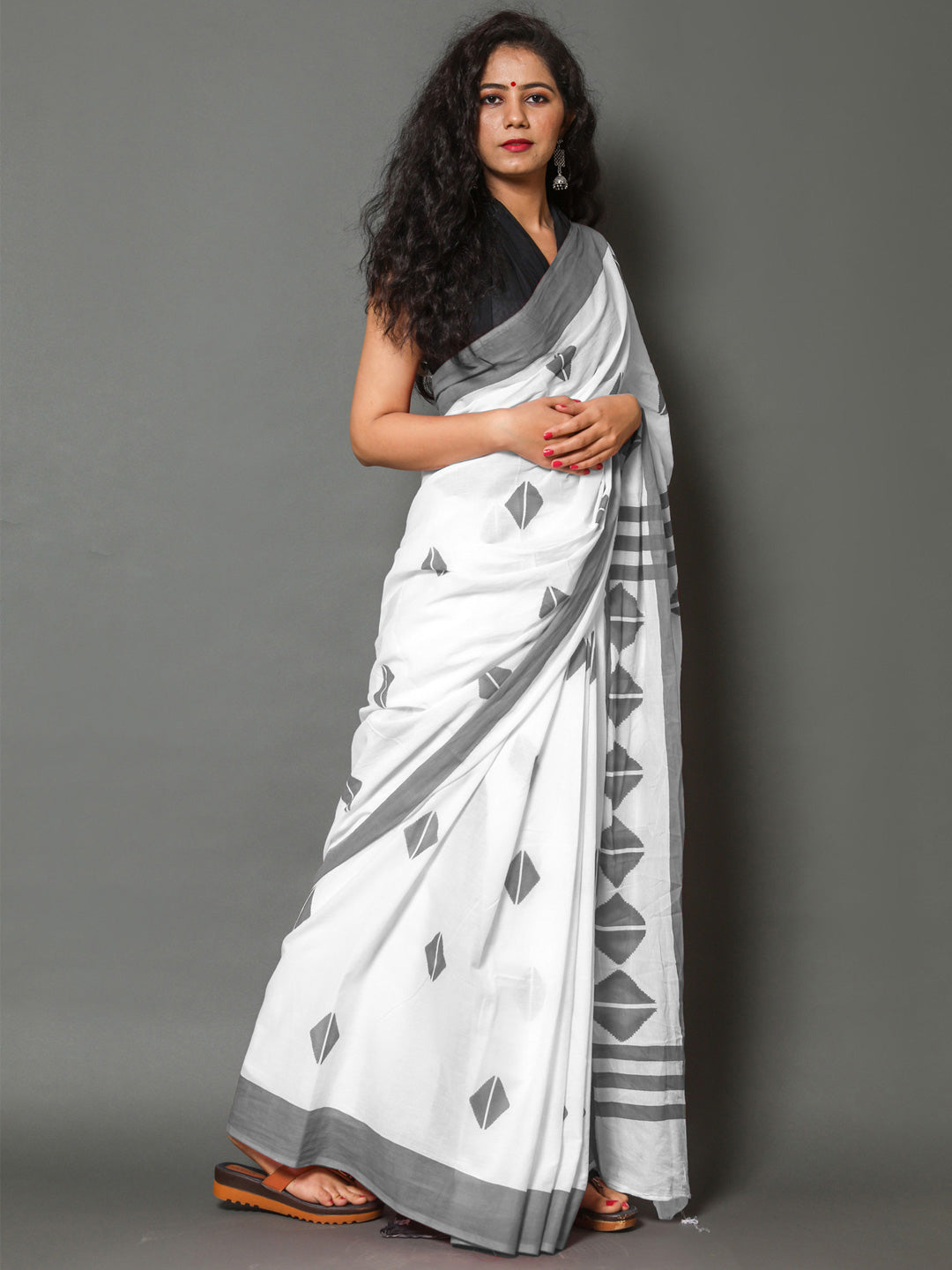 Buta Buti Grey Color Printed Pure Cotton Saree