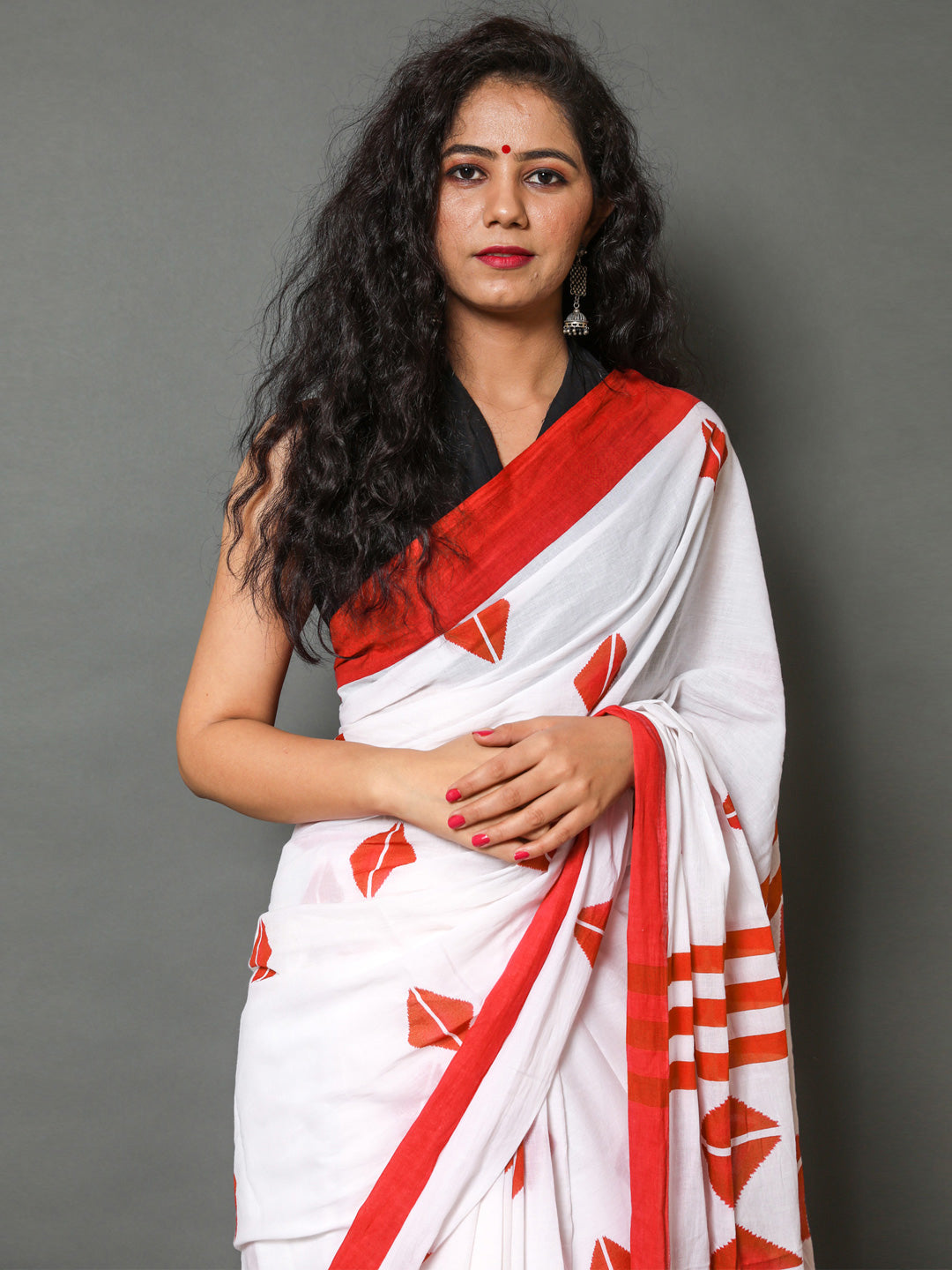 Buta Buti Red Color Printed Pure Cotton Saree