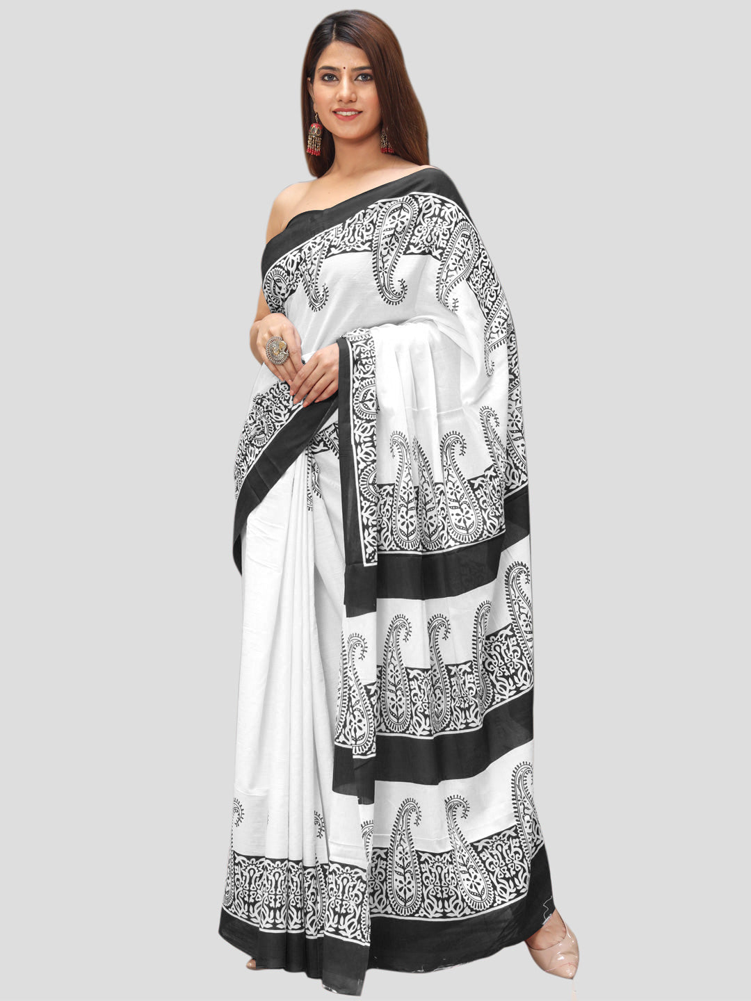 Buta Buti Black Color Printed Pure Cotton Saree