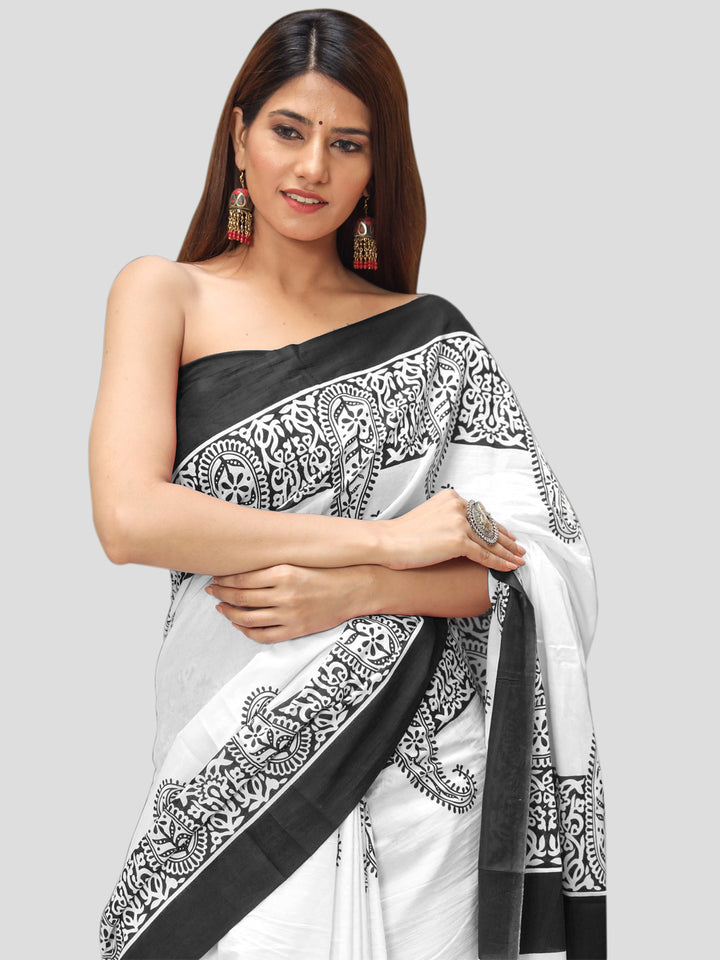 Buta Buti Black Color Printed Pure Cotton Saree