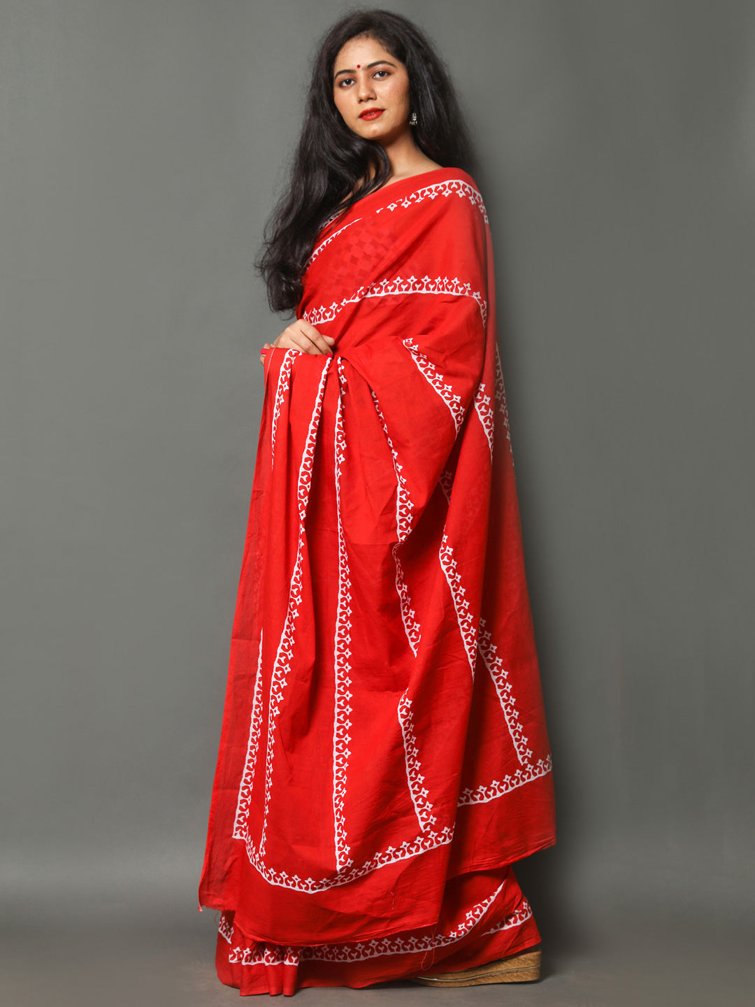 Buta Buti Red & Off White Ethnic Motifs Pure Cotton Saree