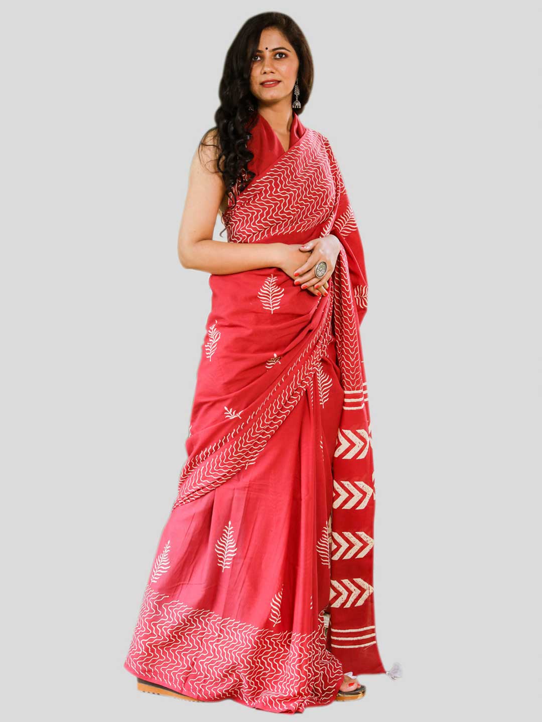 Buta Buti Red & White Printed Pure Cotton Saree