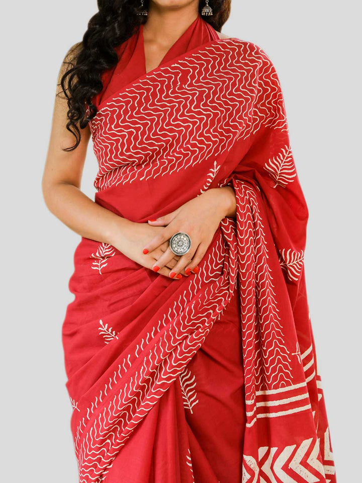 Buta Buti Red & White Printed Pure Cotton Saree