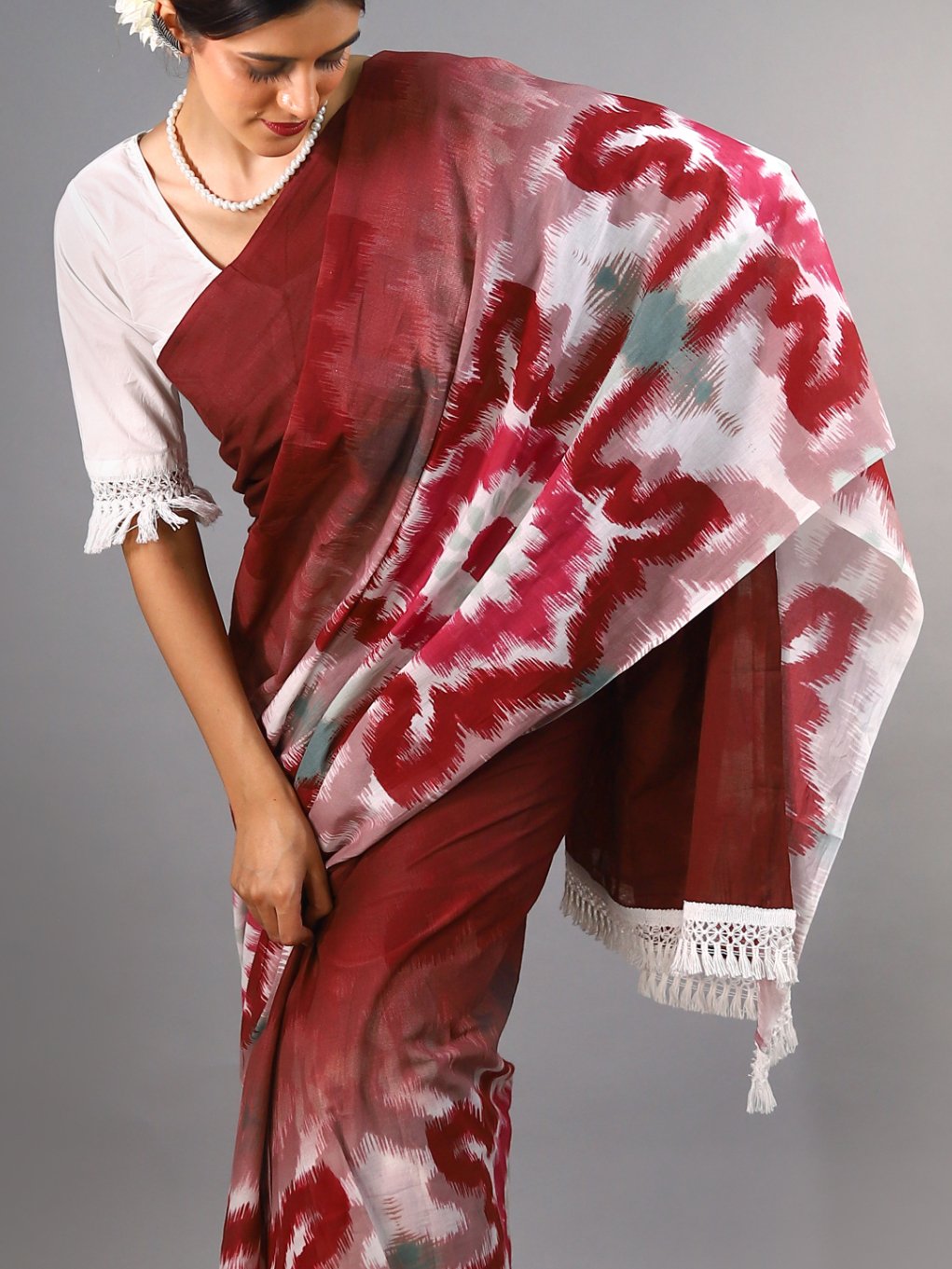 Buta Buti Red Colour Abstract Printed Pure Cotton Saree With Unstitched Blouse And lace